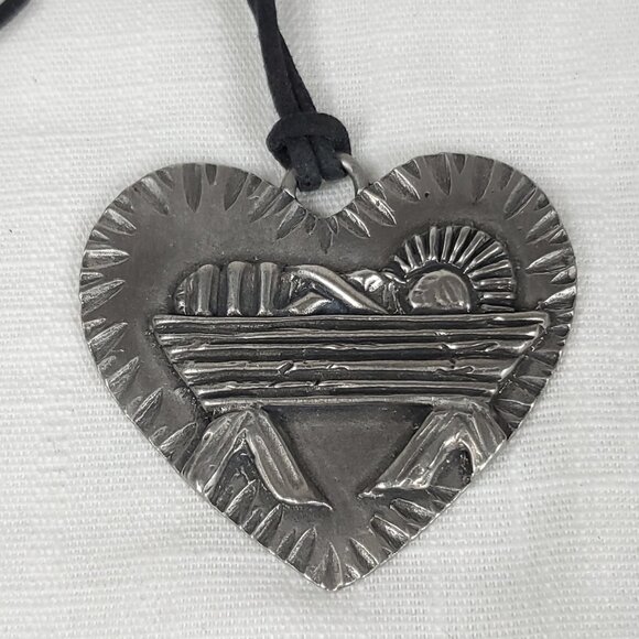 Vintage Marcie USA Pewter Christ is Born Large Heart Pendant Necklace - Picture 1 of 12